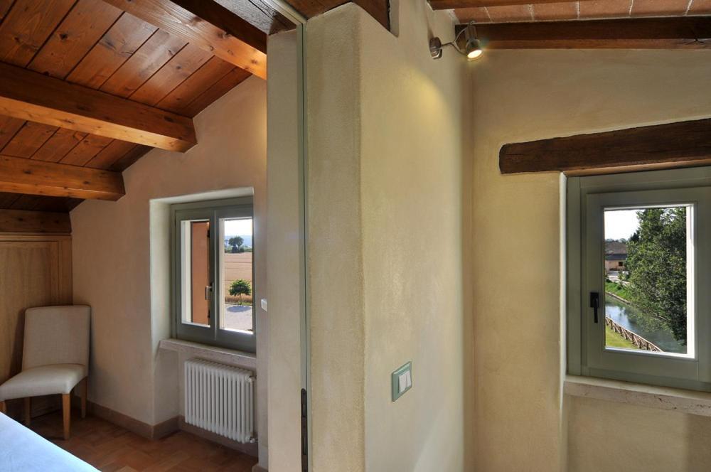 Country House Casco Dell'Acqua เตรวี ภายนอก รูปภาพ