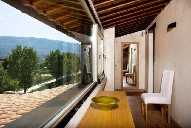 Country House Casco Dell'Acqua เตรวี ภายนอก รูปภาพ