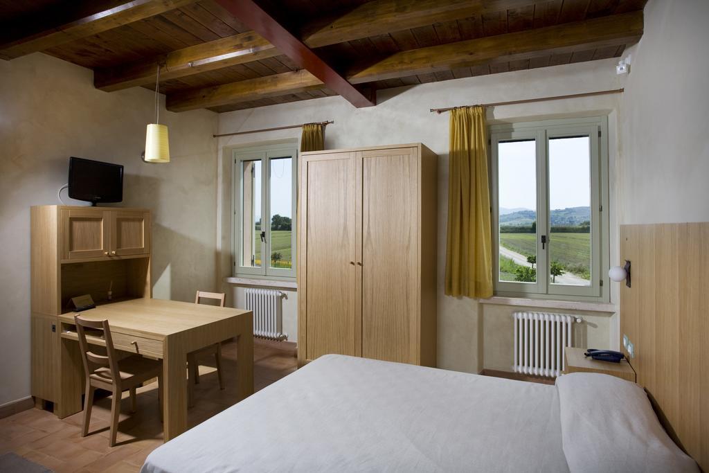 Country House Casco Dell'Acqua เตรวี ภายนอก รูปภาพ