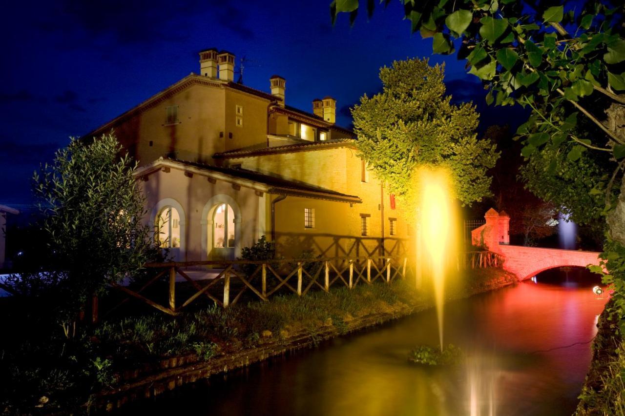 Country House Casco Dell'Acqua เตรวี ภายนอก รูปภาพ